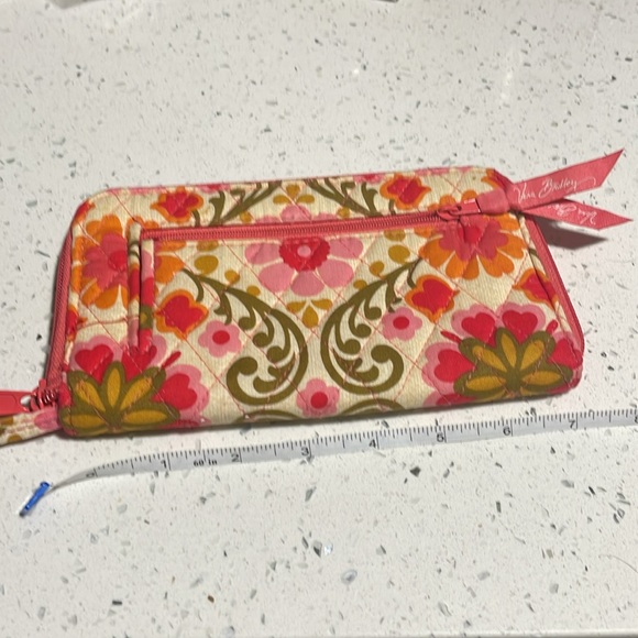 Like New Vera Bradley wristlet wallet~ org, pink, olive grn, gold, cream floral - Picture 8 of 10